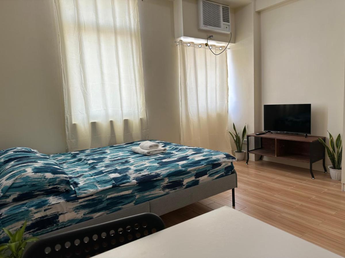Binan Neat Unit In Holland Park Southwoodsアパートホテル エクステリア 写真
